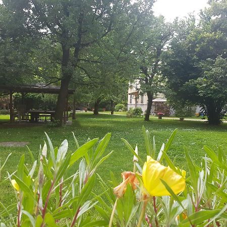 Le Case Nel Bosco Vanzago Екстер'єр фото